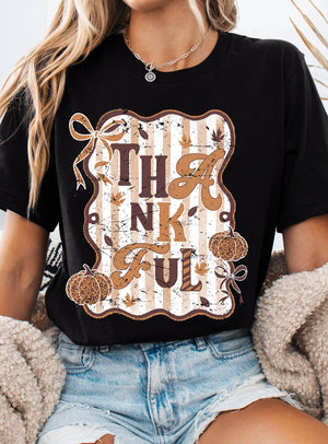 THANKFUL PUMPKIN GRAPHIC TSHIRT