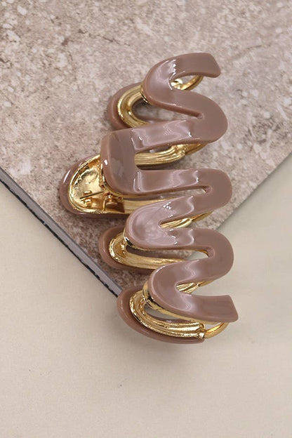 Wavy Hair Claw