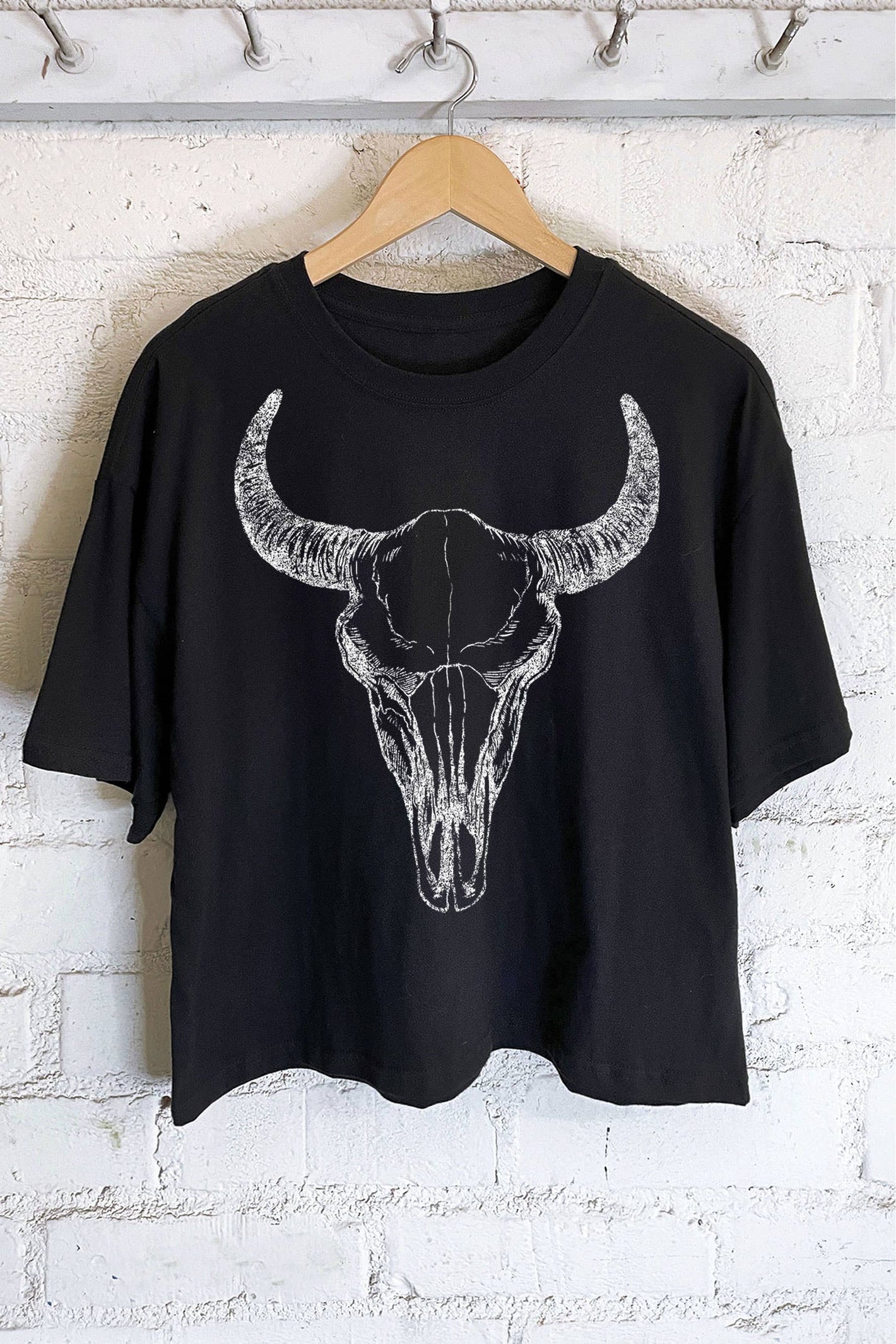 COW SKULL GRAPHIC LONG CROP TOP